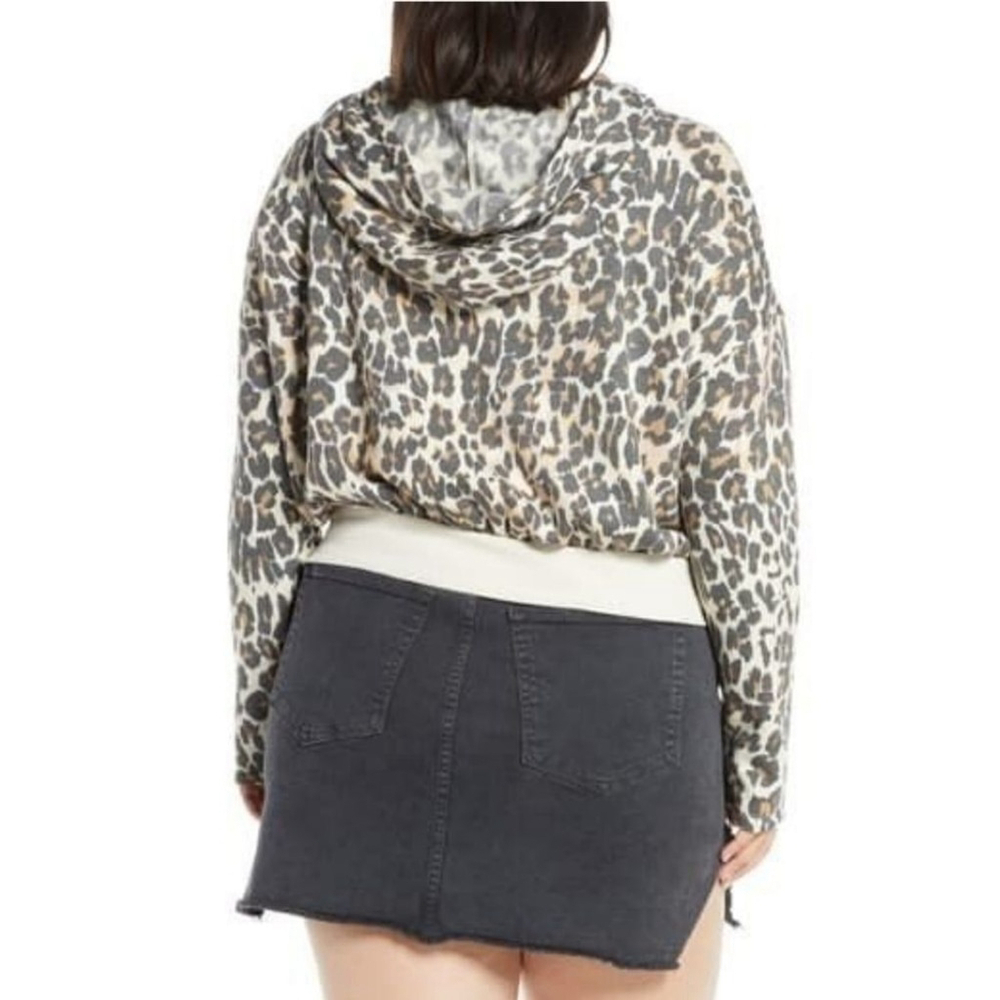 BP. Cropped Leopard Print Pullover Hoodie - Picture 2 of 10